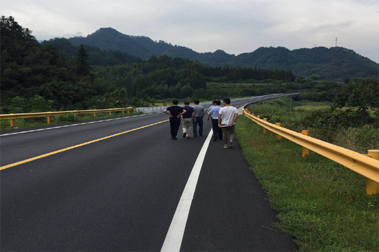 黃山市G205山深線路面大中修工程建成通車(chē)